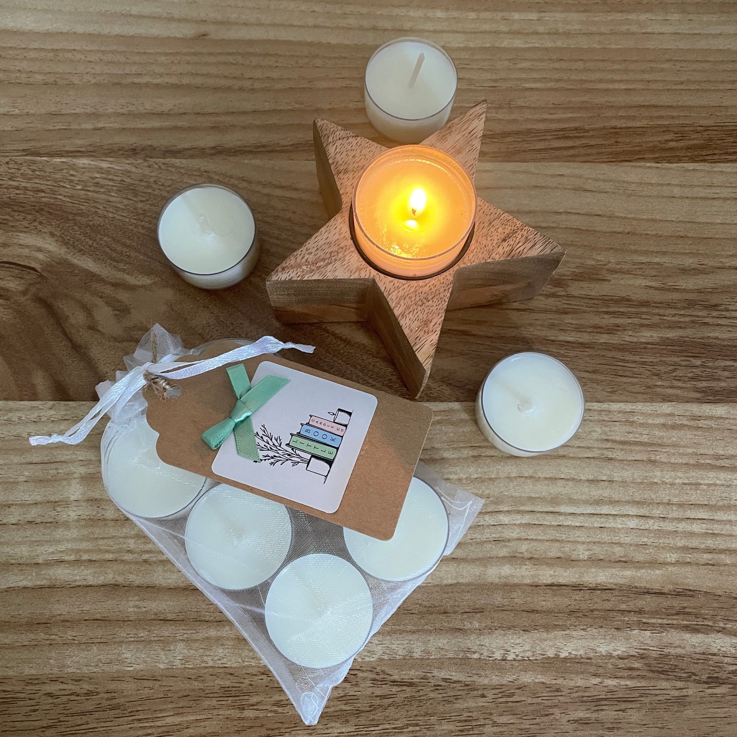 Pack of Tea Lights in Organza Bag Cosy Cashmere & Winter Musk