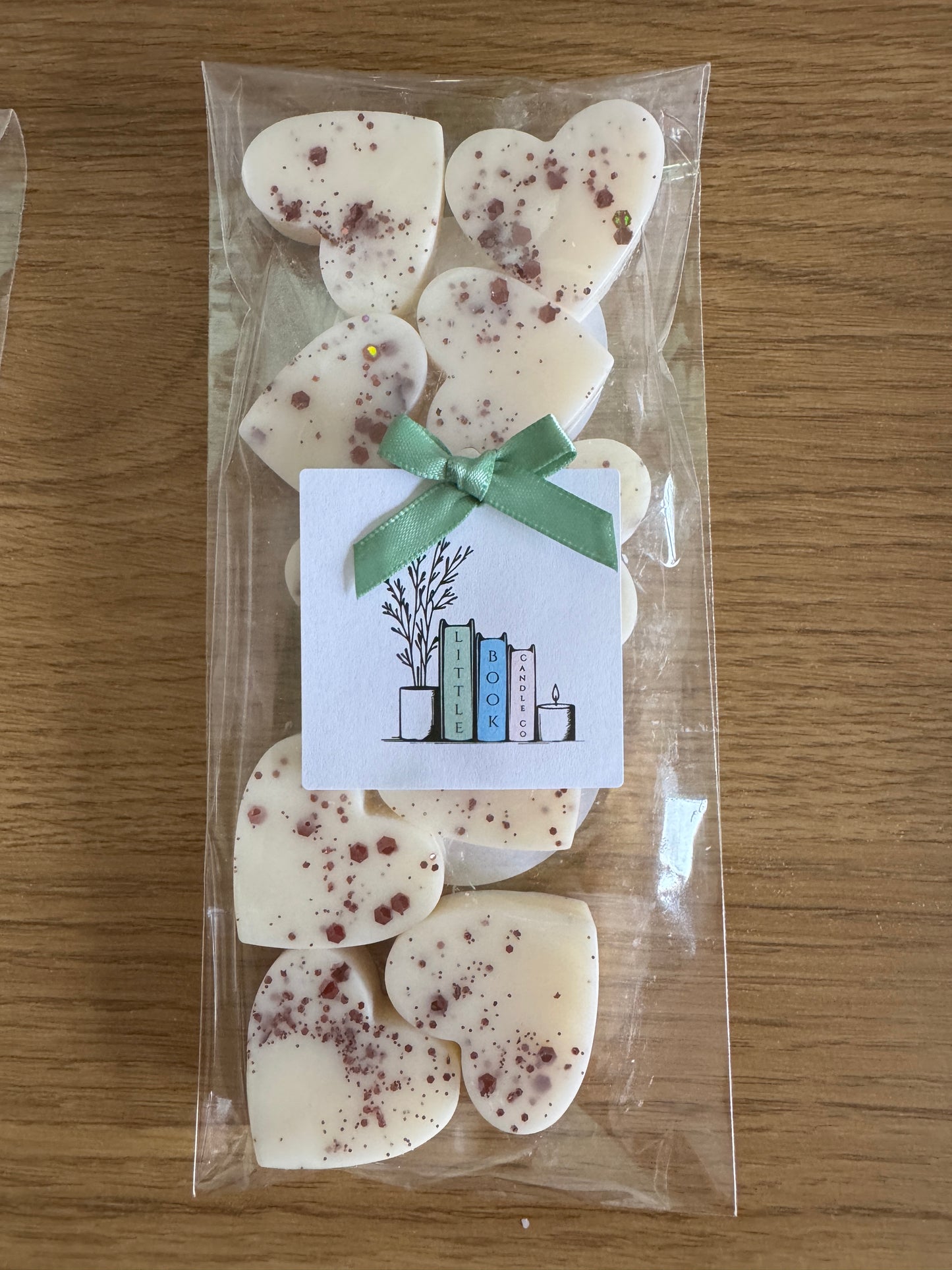 Pack of 10 Wax Melt Hearts Fireside