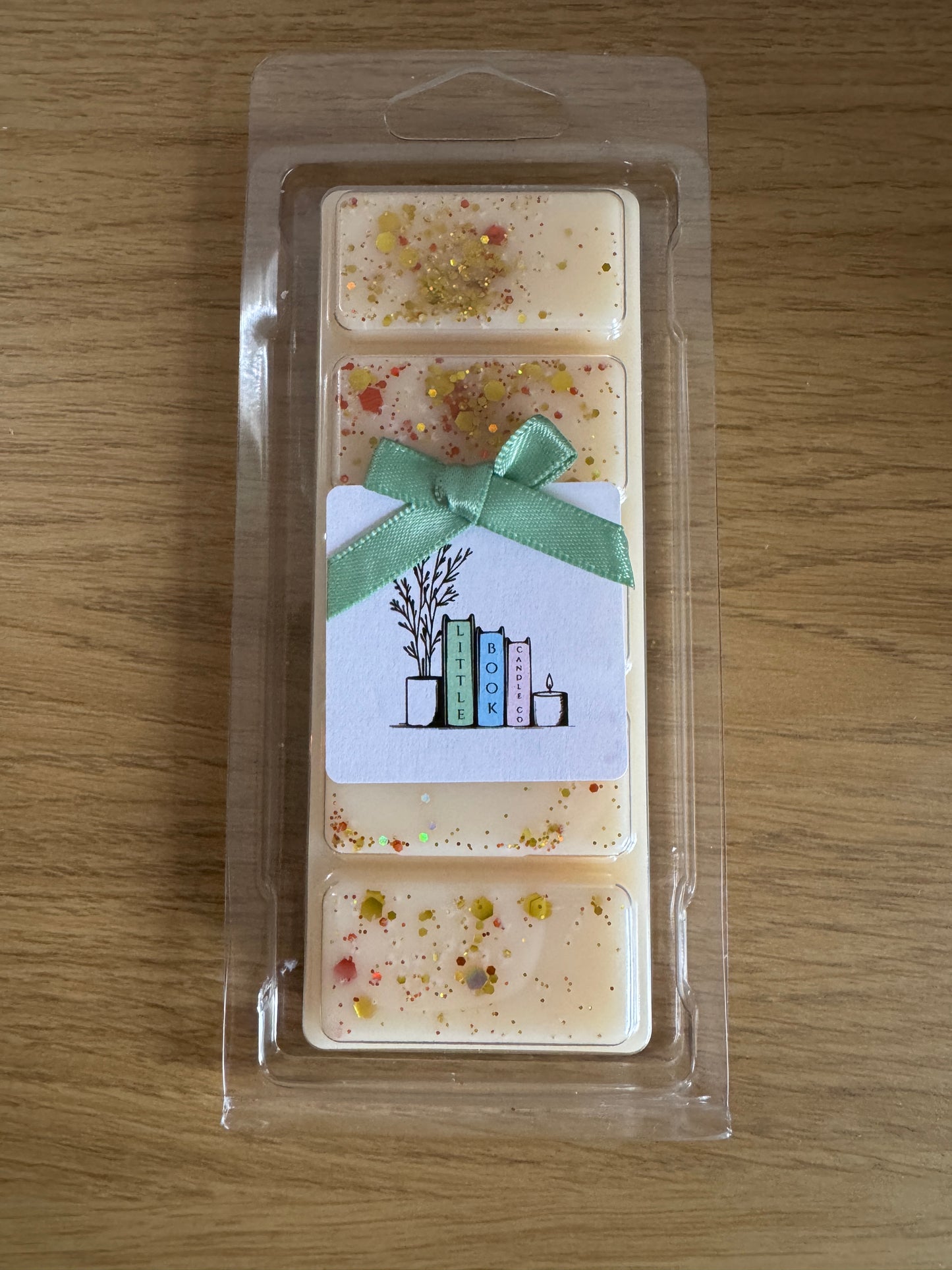 60g Clam Bar Frankincense & Myrrh