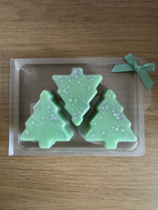 60g Christmas Tree shaped wax melts Cosy Christmas