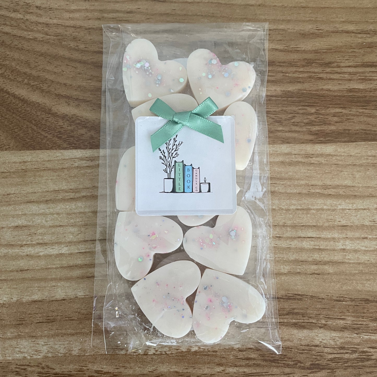 Pack of 10 Wax Melt Hearts Autumn Raspberry & Amber Rose